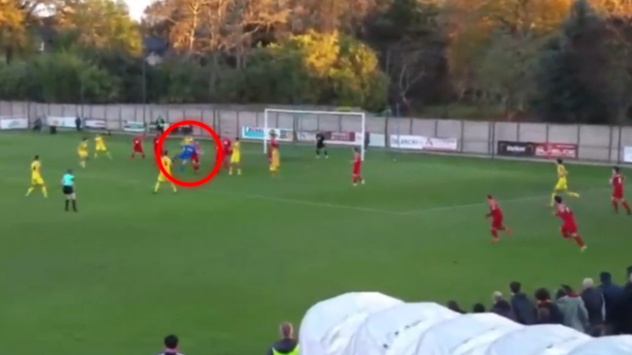 Il portiere fa gol in rovesciata al 96': clamoroso in Coppa di Francia