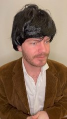 Le nouveau prof qui sait pas dans quelle classe il est tombé ..