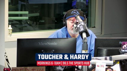 Kochetkov makes 29 saves as Hurricanes beat Bruins 3-1