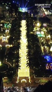 Luzes de Natal na Praça da Liberdade: drone mostra iluminação completa