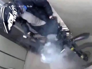 Wegen Murks-Akku: E-Bike fackelt in Aufzug ab