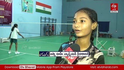 YUVA : కసి, పట్టుదలతో గోల్డ్ మెడల్స్​ - బ్యాడ్మింటన్‌లో సత్తా చాటుతున్న ఆస్మా రూహీ