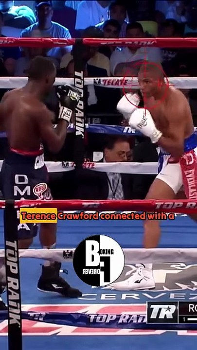 Terence Crawford's 1-2 COMBO leaves opponent on his KNEES!