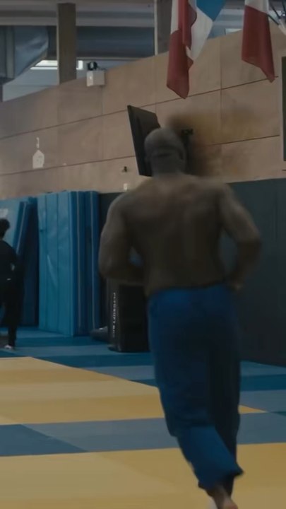 TEDDY RINER : 10 ANS SANS TOMBER 🥋👑🇫🇷Il n’a pas été battu.Pendant dix ans.⚔️ 154 combats. 154 victoires.💥 Une domination sans partage. Un règne sans faille.🏆 10 titres de champion du monde🥇 2 titres olympiques🚧 Aucun rival n’a trouvé la faille