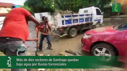 Más de diez sectores de Santiago quedan bajo agua por lluvias torrenciales