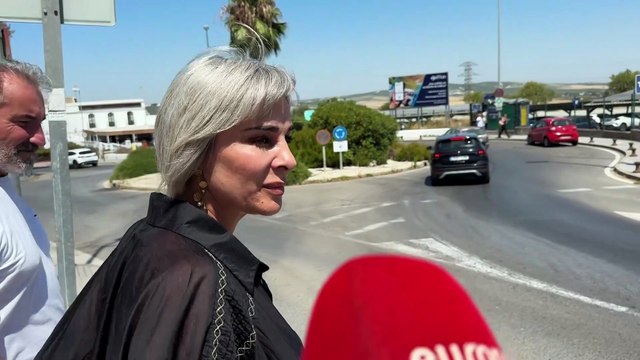 Gloria Camila se ríe ante la última petición de Ana María Aldón a su padre, José Ortega Cano