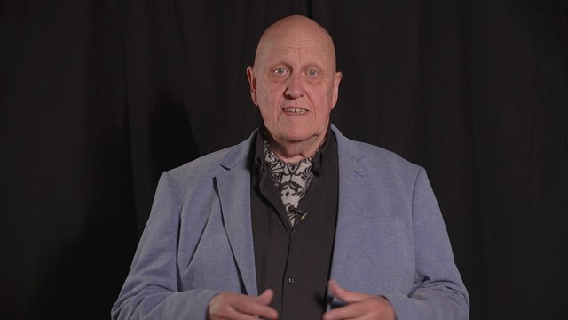 Dos remates brillantes de Naroditsky