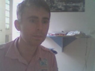 Wiwi massacre "Tes chaussettes sont à l'envers"