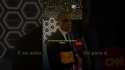 Denilson diz que Neymar precisa 'jogar com regularidade' para voltar à Seleção