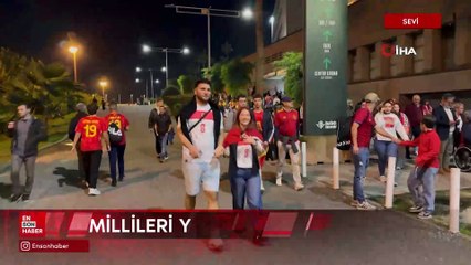 Türk taraftarlar, İspanya'da millileri yalnız bırakmadı