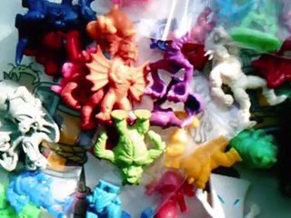 Cheaptoyland.com Promo Featuring 1 of 1 Novo Bonbon Green Garbage Pail Kids Cheap Toy!