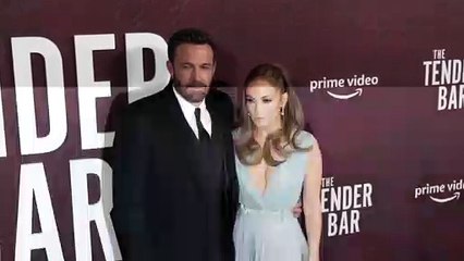 J.Lo Wears Giant Diamond Ring On THAT Finger While Out Shopping With Daughter Emme