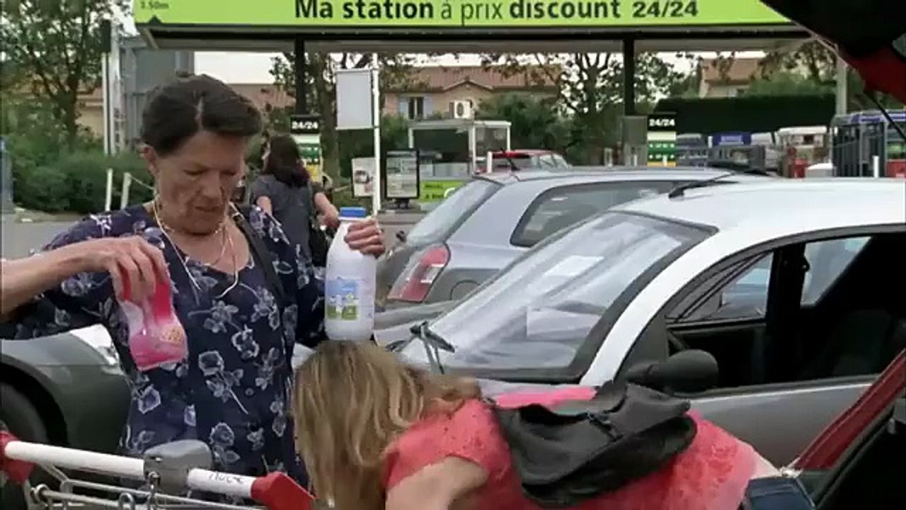 Famille Décomposée - Téléfilm Français Complet - Comédie - Julie GAYET , Bruno SALOMONE - FP