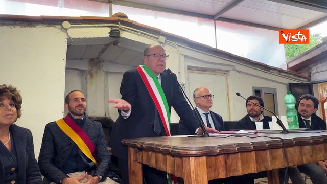 Verdone Sindaco per un giorno ai cittadini di Tragliatella: Se Gualtieri non fa bene, votate me