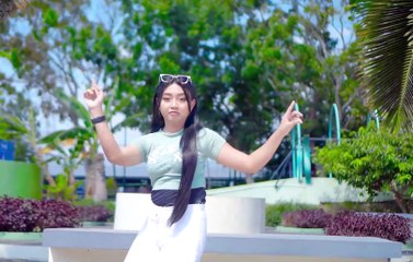 DJ  PALING ENAK - Bassnya Bikin Bergetar { Trap x Pargoy }