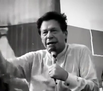 ‏ ہر دور میں یزید ہوتے ہیں جو لوگوں کو ڈرا دھمکا کے، خوف طاری کر کے اور دہشت پھیلا کر کنٹرول کرتے ہیں۔ میرے پاکستانیو، یاد رکھو لا الہ الا اللہ - کوئی نہیں ہے خدا اللہ کے سوا۔ کپتان عمران خان