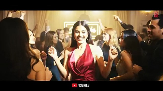 Chal Mere Ghar (Video Song): Yo Yo Honey Singh | Desi Kalakaar