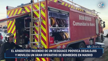 El aparatoso incendio de un desguace provoca desalojos y moviliza un gran operativo de Bomberos en Madrid