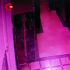 Pendik'te eşini bıçakla öldürüp intihar etti; binaya girişleri kamerada