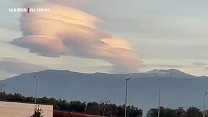 Bursa semalarında şaşırtan anlar! Gören kameraya sarıldı