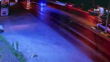 2 kişinin yaralandığı kazanın güvenlik kamera kaydı ortaya çıktı