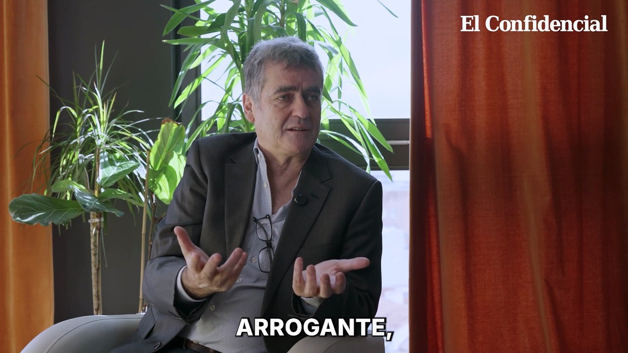 Giles Tremlett: "Franco estaba a la sombra de su hermano Ramón, el aviador"