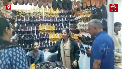 मंगलसूत्र को गिरवी रखकर सीमा ने पेश की मिसाल, चप्पलों ने बनाया 'लखपति दीदी', दिल को छू लेगी कहानी