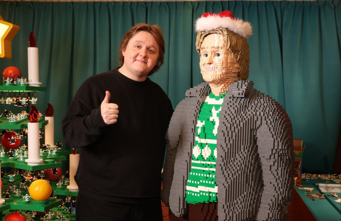 Lewis Capaldi wurde in LEGO verewigt