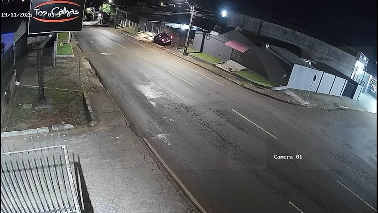 Câmera flagra acidente com morte na Rua Jacarezinho