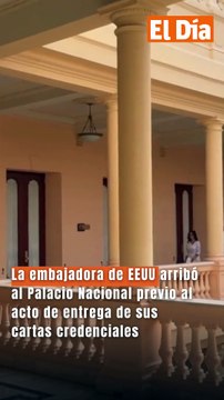 La embajadora de Estados Unidos arribó al Palacio Nacional previo al acto de entrega de sus cartas credenciales