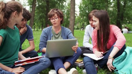 daftar kampus di kab Sragen jawa tengah  beserta alamat dan jurusan nya