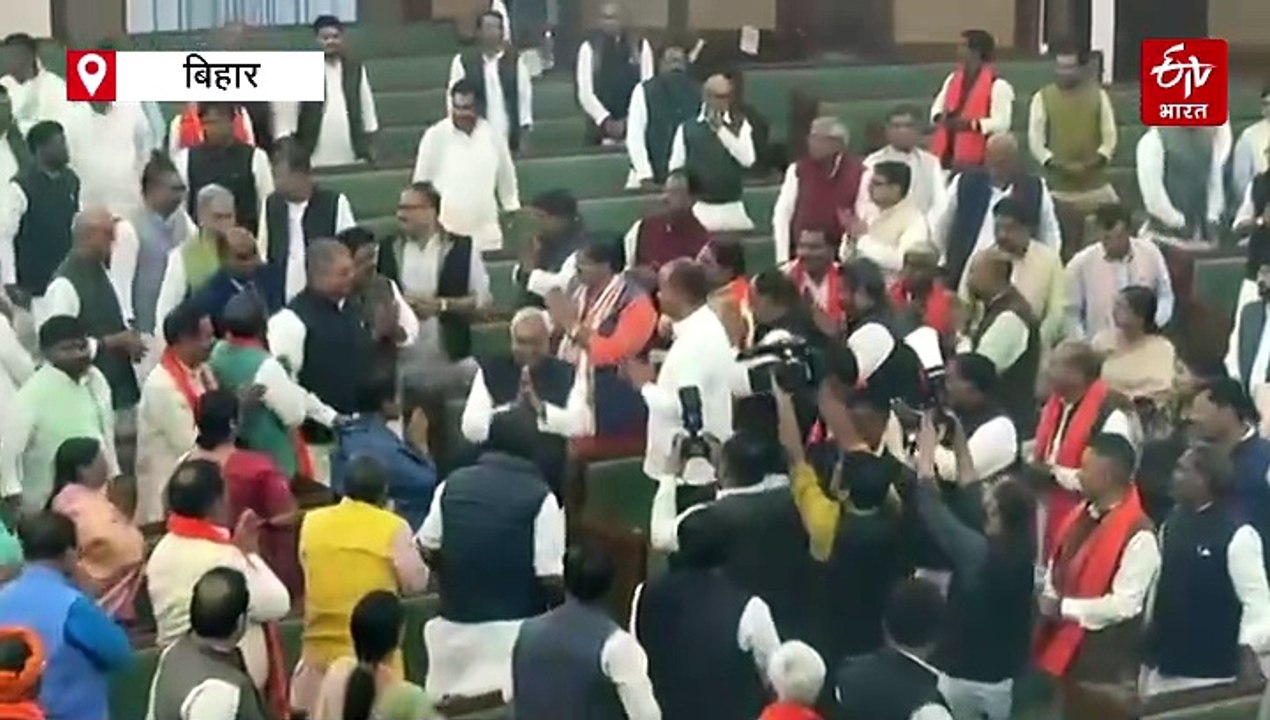 नीतीश कुमार चुने गए NDA विधायक दल के नेता, पटना के गांधी मैदान पर कल लेंगे सीएम पद की शपथ