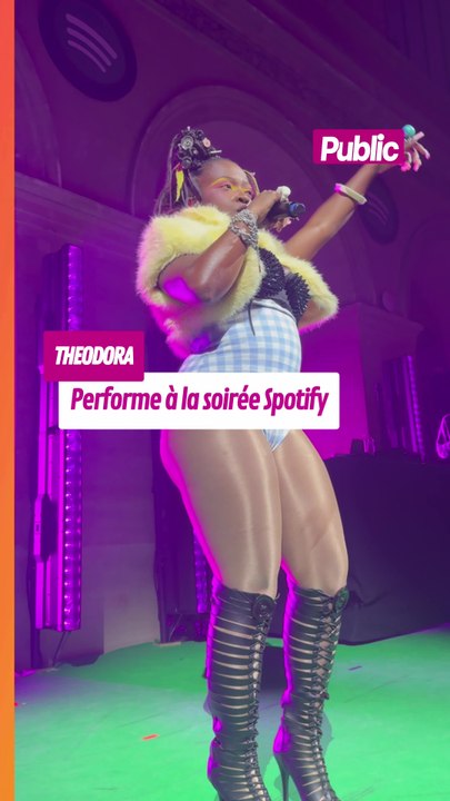 Theodora performe à la soirée Spotify