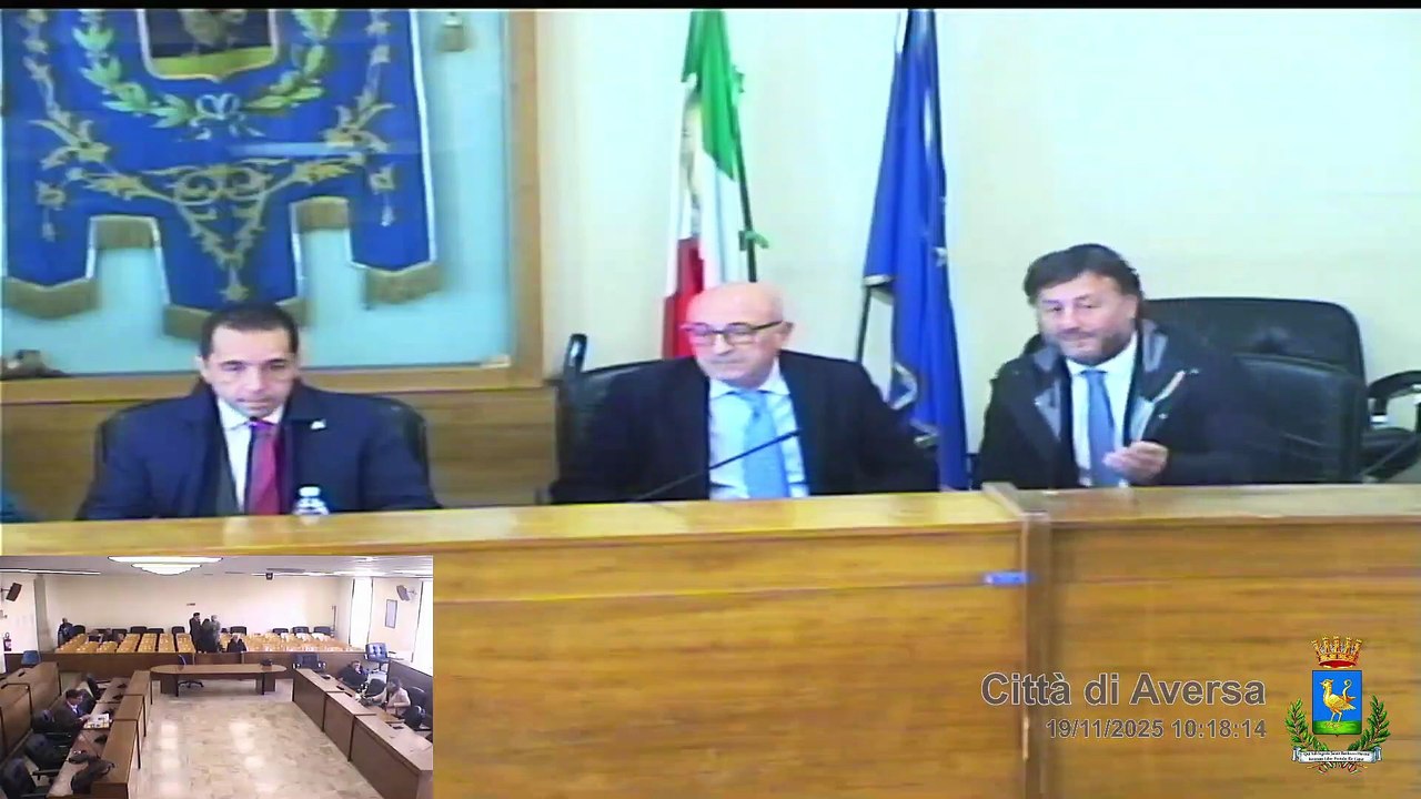 Aversa (CE) - Consiglio Comunale -2- (19.11.25)