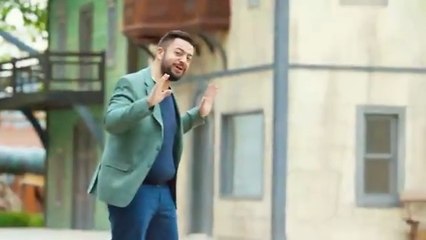 HÜSEYİN KAĞIT & YAĞMUR TAŞ -Sevmicem _ Official Video