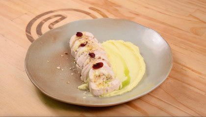 Roulade de Pollo Relleno de Nueces y Albaricoques