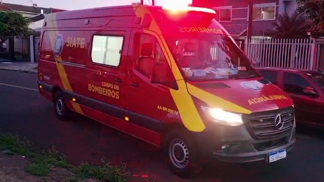 Piloto sofre queda e é socorrido pelo Siate no Bairro Alto Alegre