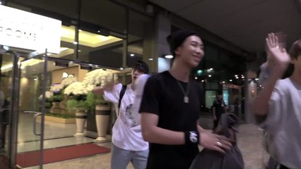 (VOSTFR) [LIVE] BTS in Thailand - just arrived! (FULL ver.)