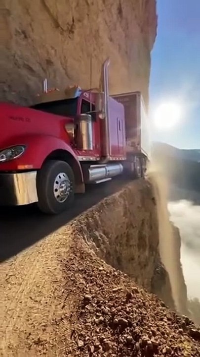 Heart-Stopping Footage Shows Semi-Truck...