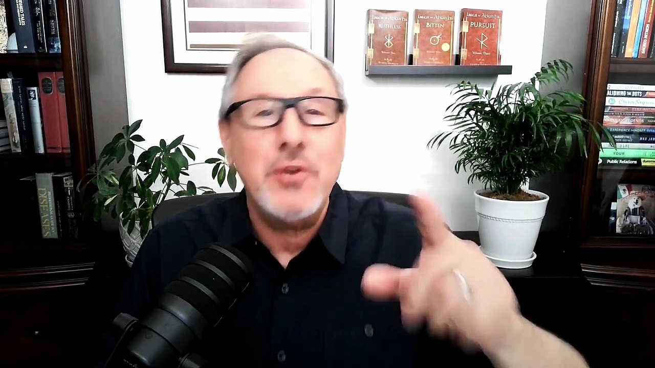 Stand Out Online How Leaders Build Trust & Authority in 2025