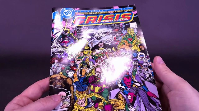 McFarlane Toys Page Punchers Crisis On Infinite Earths Red Platinum Edition Cheetah Review