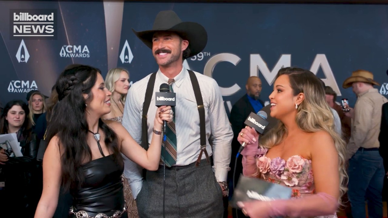 Riley Green On Listening To His Fans, AI Artists Taking Over The Charts & More  | CMA Awards 2025