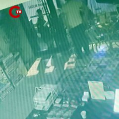 Böcek ailesinin otelde kilitli kaldığı anlar; ambulans kapıda bekledi