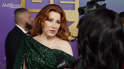 Lisa Ann Walter Talks Being "Nervous" Around Bradley Cooper on 'Abbott Elementary' | THR Video