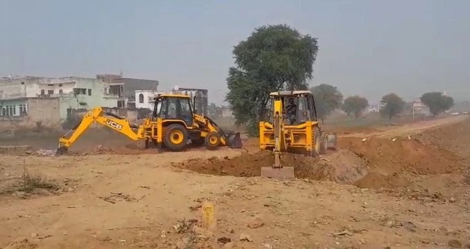 UIT की बड़ी कार्रवाई, करीब 50 बीघा जमीन पर अवैध प्लाटिंग ध्वस्त