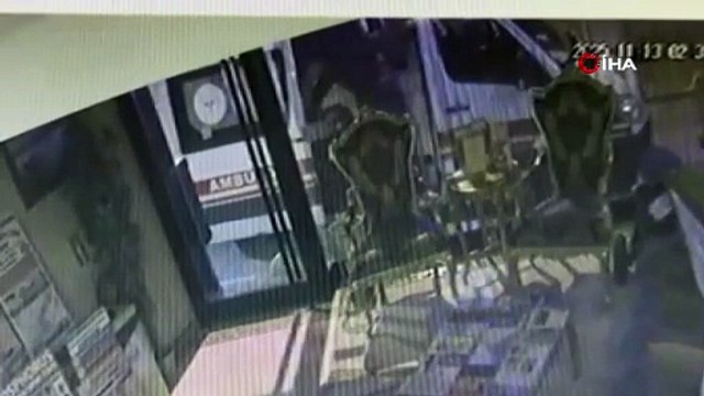 Böcek’in kilitli kapıyla 6 dakikalık ölüm kalım mücadelesi: Otel çalışanı yemek için gitti! Otel kapısı kilitli kaldı