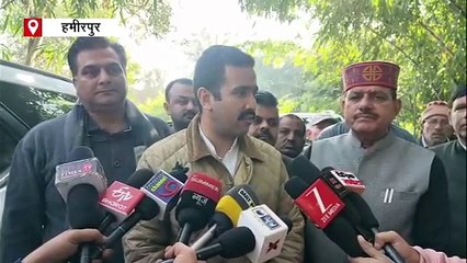 हमीरपुर महिला हत्या मामला: मृतका के परिजनों से मिले विक्रमादित्य सिंह, परिजनों को बंधाया ढांढस