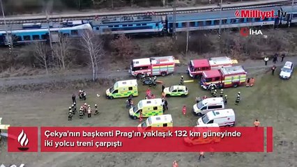 Çekya'da iki yolcu treni çarpıştı