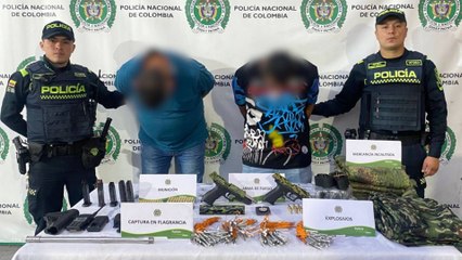 Sujetos fueron sorprendidos transportando todo un arsenal militar en Bogotá: ¿qué tenían en su poder?