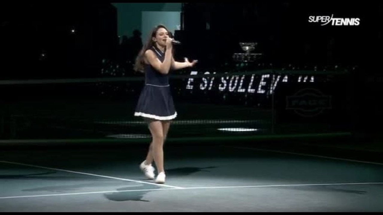 Francesca Michielin canta l'inno della FITP alla Coppa Davis